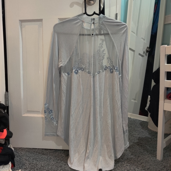 NEW Free people Saheli embroidered mesh lace top - Picture 7 of 8